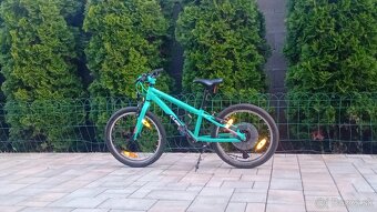 Cube Acid 200SL - 3