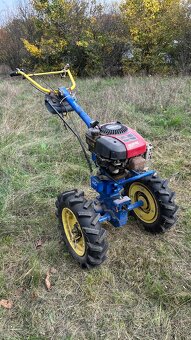 Malotraktor AGZAT s obracačom sena a lištovou kosačkou - 3
