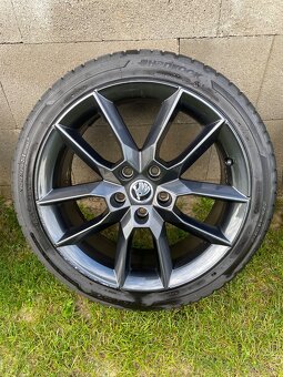 Pneumatiky Hankook 225/40 r18 - 3
