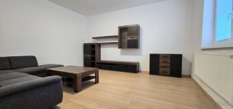 PNORF – priestranný 1i byt, 44 m2, 485,-€, Jarmočná ul. - 3