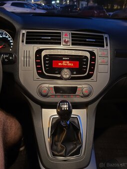 Predám Ford kuga 2011 - 3