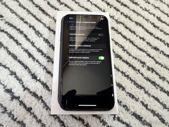 Apple iPhone 11 128GB - 3