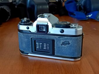 YASHICA FX-D Quartz (Yashica lens 2/50mm Japan) - 1980 - 3