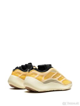 adidas Yeezy 700 V3 Mono Safflower - 3