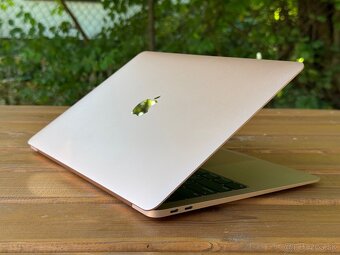 Apple MacBook Air 8/256GB Rose Gold - 3