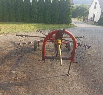 Zhrňovač KUHN GA 300 M - 3