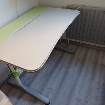 Rastúci pracovný stôl 120 cm š/75 hl - 3