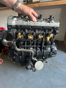 Motor zo Suzuki - 3