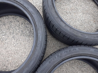 letne 235/40 r19 - 3
