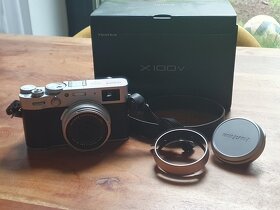 FUJIFILM X100V + Lens hood - 3