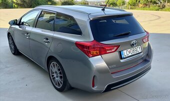 Toyota Auris Hybrid LPG Touring Sports Active Comfort - 3