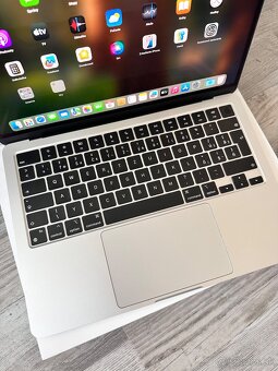 MacBook Air m2 - 3