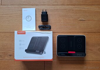 Bezdrôtová nabíjačka SwanScout s hodinami - 3