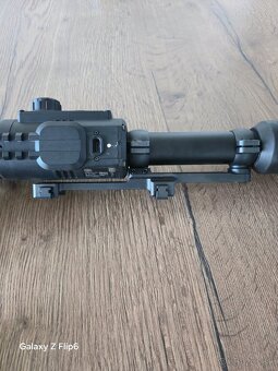 Yukon Photon RT 4.5x42 s montážou - 3