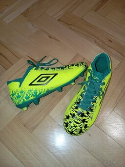 Kopačky Umbro v. 35 - 3