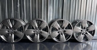 #32 Elektróny originál Škoda r16 - 3