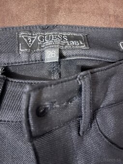Dámske čierne GUESS nohavice - 3