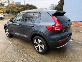 Volvo XC40 2.0 B3 mHEV Plus AT 2025 DPH - 3