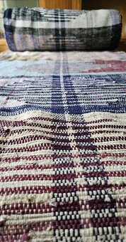 Rezervované - Predám staré tkané koberce - 3