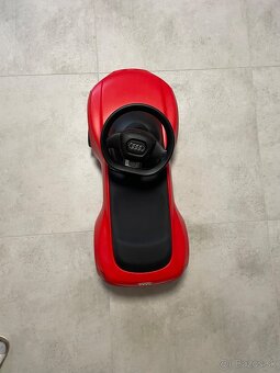 Odrážadlo Audi quatro cervené - 3