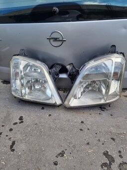opel meriva A predné svetlá - 3
