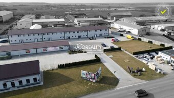 HALO reality - Predaj, polyfunkcia/obchodné priestory Moravs - 3