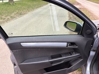 Opel Astra ST 1.6 MPI 77kW - 3