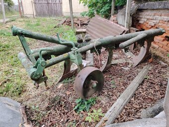 Pluh za traktor - 3