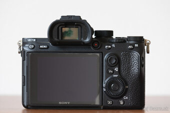 SONY A7 III = TOP STAV - 3