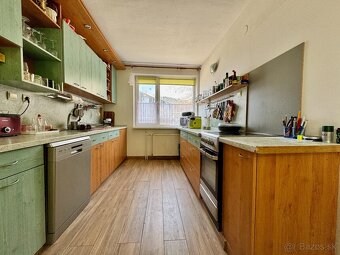 Veľký 6i. RD a garážou, 612m2 pozemok, obec Smolenice - 3