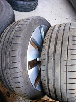 4ks alu disky orig. Vw 5x112 R18 pneu 225/40 R18 6mm - 3