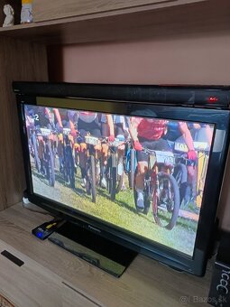 TV Panasonic VIERA - 3