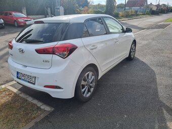 Predam Hyundai i20 - 3