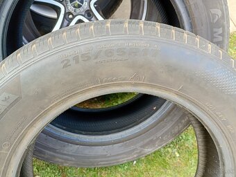 Predám 4 pneumatiky 215/65r17-99v - 3
