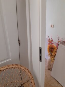 Biela obložková zárubňa 80 Pravá - 3