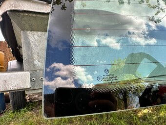 Zadné sklo Golf IV kombi - 3