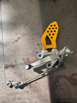 Gsxr 600 k5 diely - 3