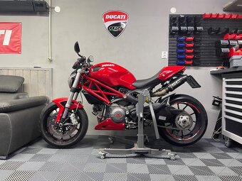 Ducati Monster 796 - 3