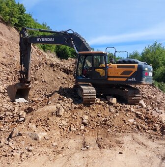 Hľadám prácu ako strojnik bagrista 3D,buldozer,valec,vodic - 3