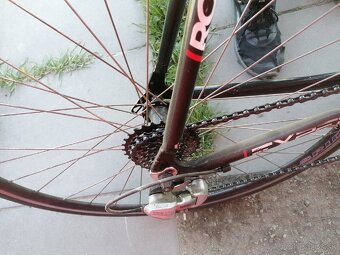 Cestný bicykel ROOT - 3