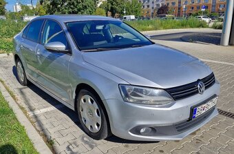 Volkswagen Jetta 1.6 TDI Comfortline (11/2012) - 3