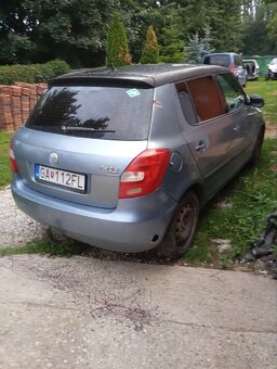 Rozpredám škodu Fabiu 12 htp+ lpg - 3