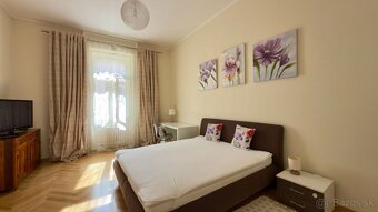 CENTRUM MESTA - HLAVNÁ ULICA, LUXUSNÝ, ZARIADENÝ 3 IZBOVÝ BY - 3