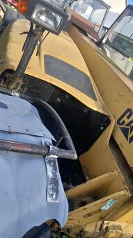 Cat th330b teleskopicky manipulator - 3