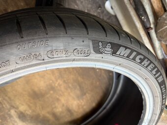 Michelin Pilot Sport 4S – 245/35 ZR21 - 3
