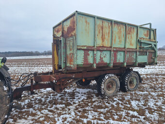 Nosič kontajnerov - 3