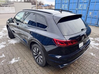 VW Touareg R-Line 3.0TDI facelift - 3