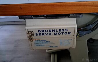 Priemyselný šijací stroj Siruba L818F-M1 - 3