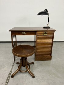 Písací stolík s roletou - 3