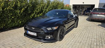 Ford Mustanf GT Performance - 3